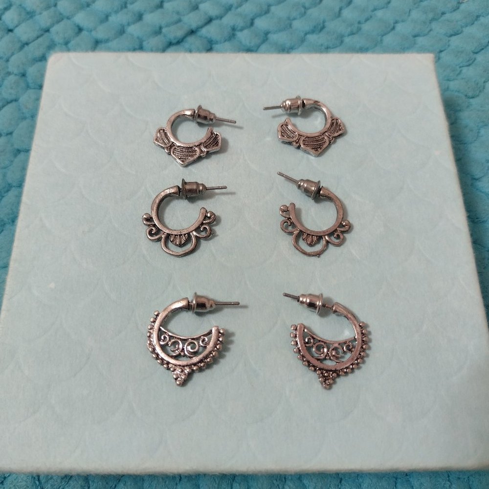 NEW lot of 3 pairs of boho silvertone earrings - Bundle and save!